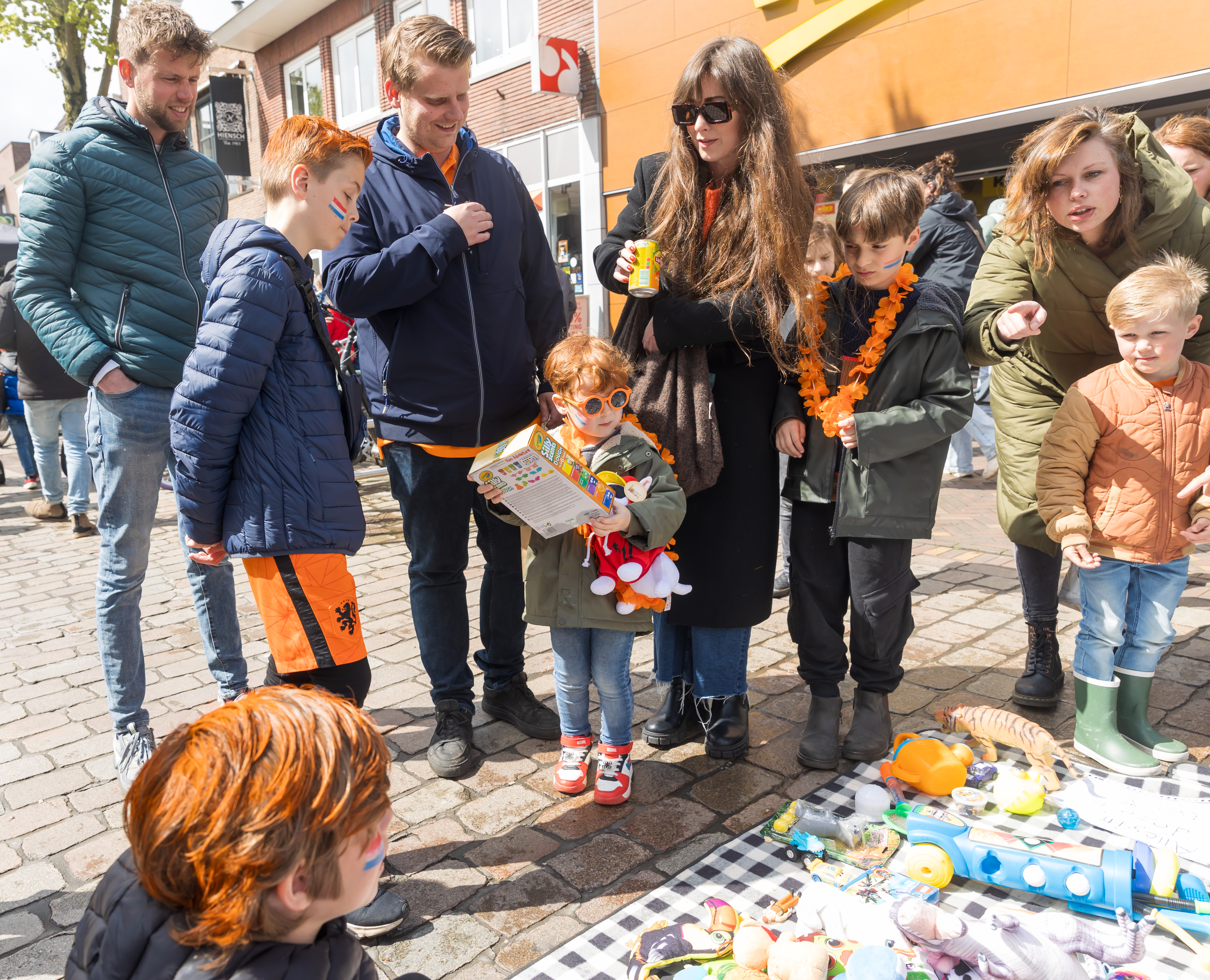 Koningsdag in Veenendaal met Kinderkleedjesmarkt