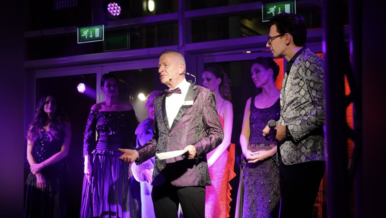 Expositie Frank Govers in stijl geopend | Dit is Veenendaal